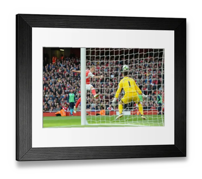 Framed Print : Mesut Ozil Scores Arsenal's Third Goal Against Swansea City (2016-17) Framed Print : Mesut Ozil Scores Arsenal's Third Goal Against Swansea City (2016-17)
