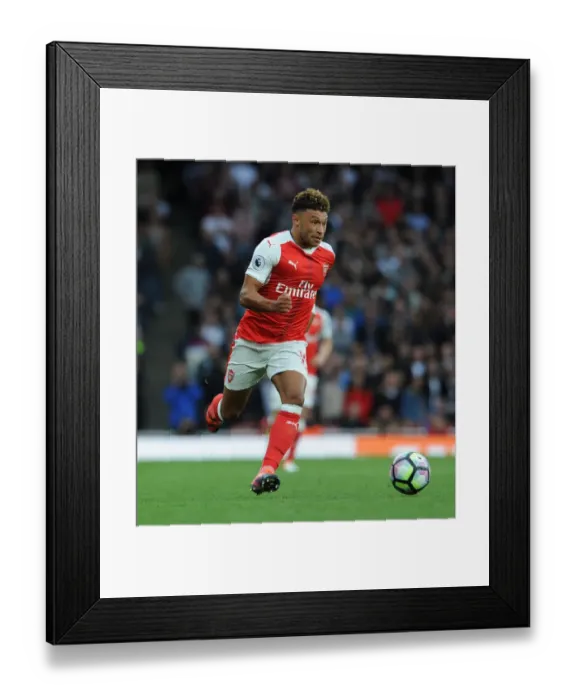 Framed Print : Alex Oxlade-Chamberlain's Standout Show: Arsenal vs Swansea City (2016-17)