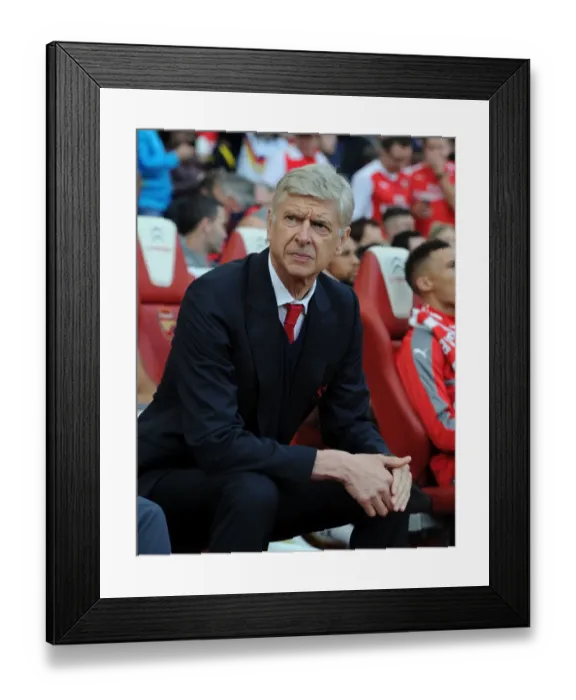 Framed Print : Arsene Wenger: Arsenal Manager before Arsenal vs Swansea City, Premier League 2016-17