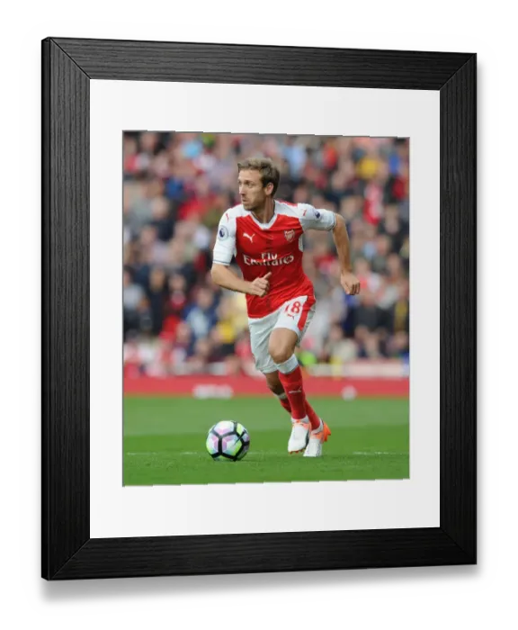 Framed Print : Monreal in Action: Arsenal vs Swansea City (2016-17) Framed Print : Monreal in Action: Arsenal vs Swansea City (2016-17)