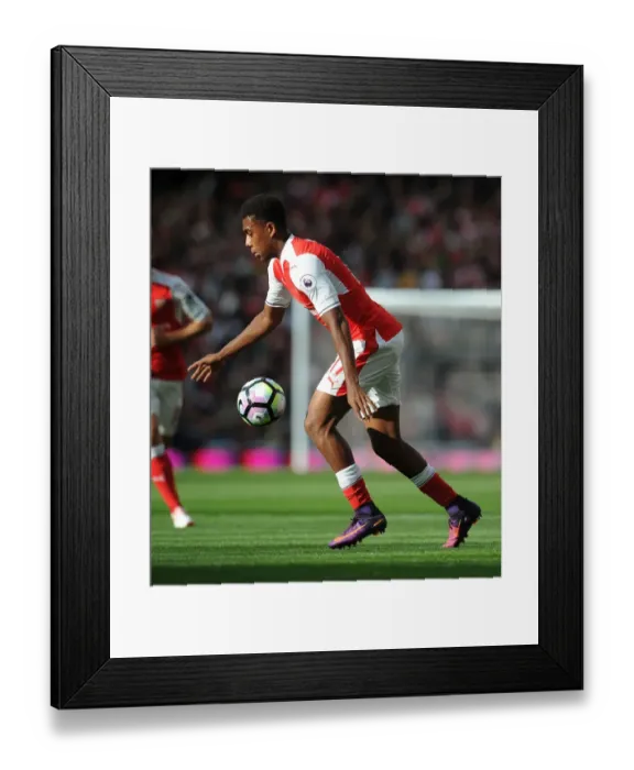 Framed Print : Arsenal v Swansea City - Premier League