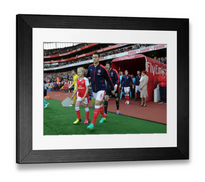 Framed Print : Arsenal's Laurent Koscielny Leads Team Out against Swansea City (2016-17)