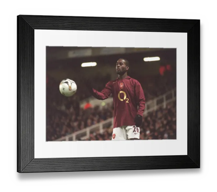 Framed Print : Quincy Owusu-Abeyie Scores in Arsenal's 3-0 Carling League Cup Victory over Reading, November 2005 Framed Print : Quincy Owusu-Abeyie Scores in Arsenal's 3-0 Carling League Cup Victory over Reading, November 2005