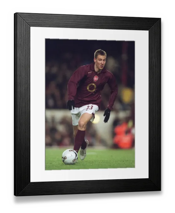Framed Print : Nicklas Bendtner (Arsenal). Arsenal 3: 0 Reading. Carling League Cup, 4th Round Framed Print : Nicklas Bendtner (Arsenal). Arsenal 3: 0 Reading. Carling League Cup, 4th Round