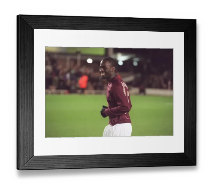 Framed Print : Quincy Owusu-Abeyie (Arsenal) before the match. Arsenal 3: 0 Reading