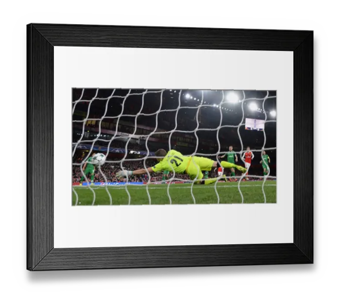 Framed Print : Mesut Ozil Scores Arsenal's Sixth Goal vs Ludogorets Razgrad in 2016-17 UEFA Champions League