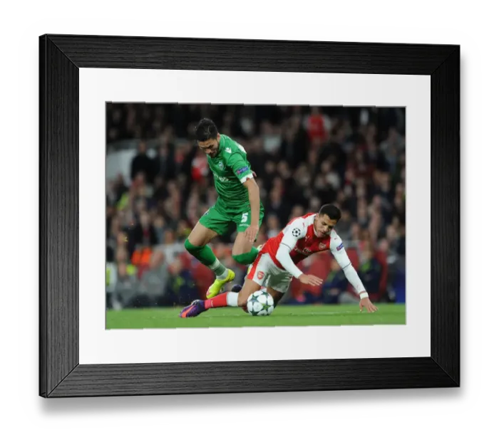 Framed Print : Arsenal vs Ludogorets: Sanchez Faces Off in Champions League Clash