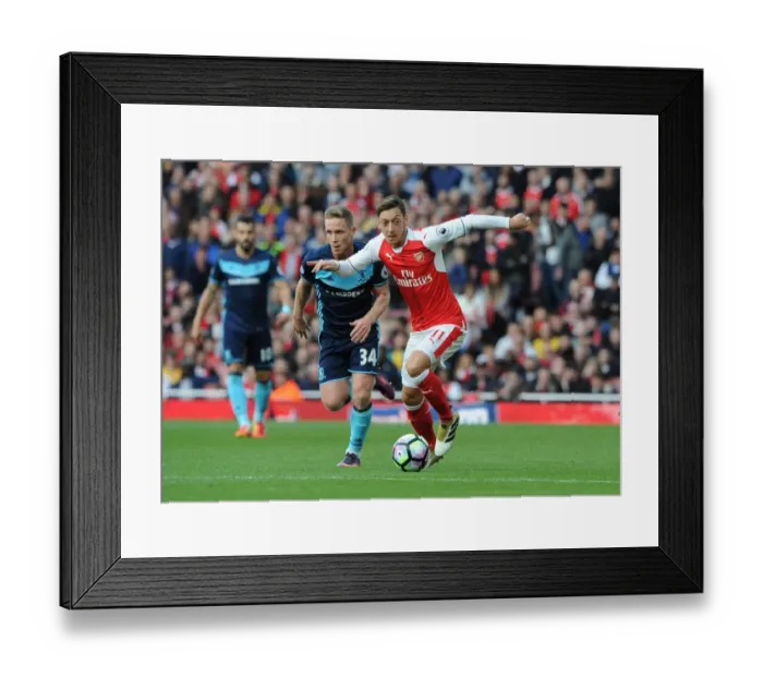 Framed Print : Mesut Ozil vs. Adam Forshaw: Arsenal vs. Middlesbrough, Premier League Showdown (2016-17) Framed Print : Mesut Ozil vs. Adam Forshaw: Arsenal vs. Middlesbrough, Premier League Showdown (2016-17)