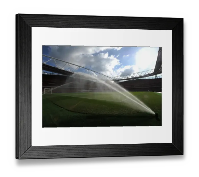 Framed Print : Arsenal vs Middlesbrough: Pre-Match Pitch Preparation at Emirates Stadium (2016-17) Framed Print : Arsenal vs Middlesbrough: Pre-Match Pitch Preparation at Emirates Stadium (2016-17)