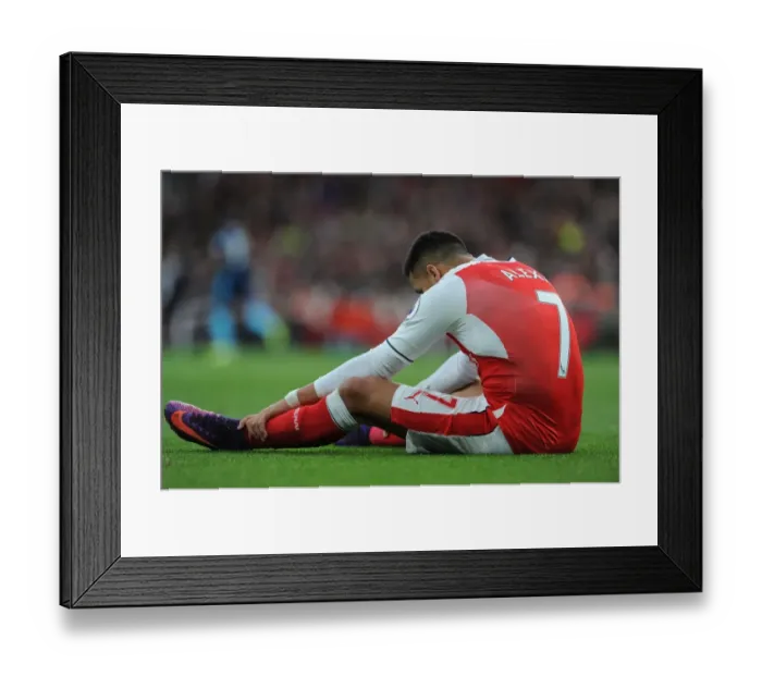 Framed Print : Alexis Sanchez in Action: Arsenal vs Middlesbrough, Premier League 2016-17 Framed Print : Alexis Sanchez in Action: Arsenal vs Middlesbrough, Premier League 2016-17