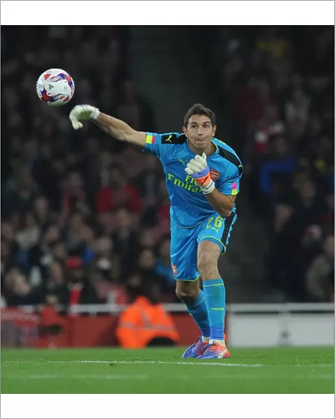 Emiliano Martinez: Arsenal's Unbeatable Wall in EFL Cup Clash Against Reading