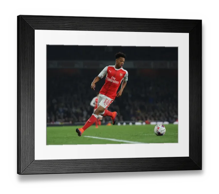 Framed Print : Chris Willock in Action: Arsenal vs. Reading, EFL Cup 2016-17
