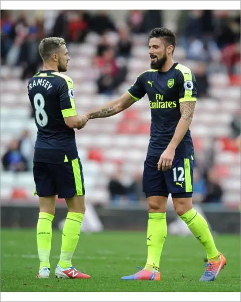 Arsenal's Ramsey and Giroud Celebrate Victory over Sunderland (2016-17)