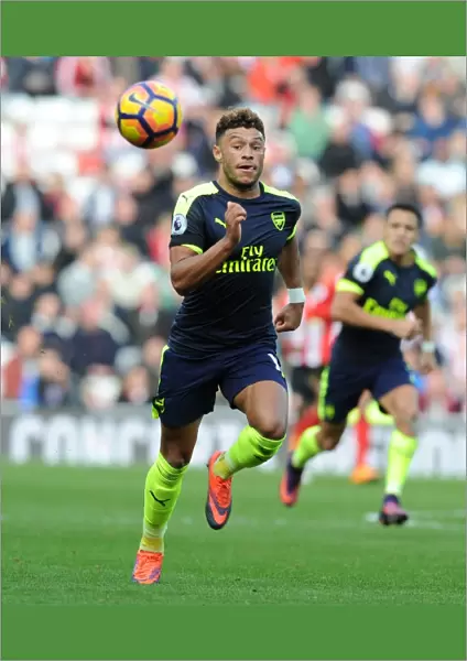 Oxlade-Chamberlain Shines: Arsenal's Victory Over Sunderland (2016-17 Premier League)