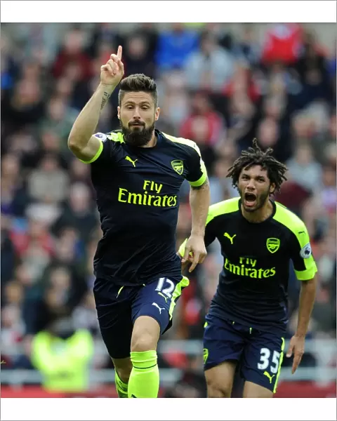 Giroud and Elneny's Euphoric Victory Dance: Arsenal's Unforgettable Win at Sunderland (2016-17)
