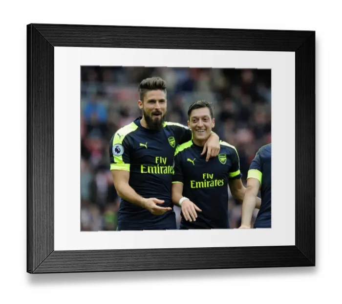 Framed Print : Celebrating Victory: Giroud and Ozil's Goals Against Sunderland (2016-17) Framed Print : Celebrating Victory: Giroud and Ozil's Goals Against Sunderland (2016-17)