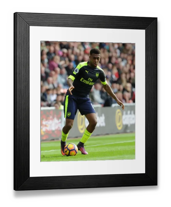 Framed Print : Alex Iwobi in Action: Sunderland vs Arsenal, Premier League 2016-17 Framed Print : Alex Iwobi in Action: Sunderland vs Arsenal, Premier League 2016-17