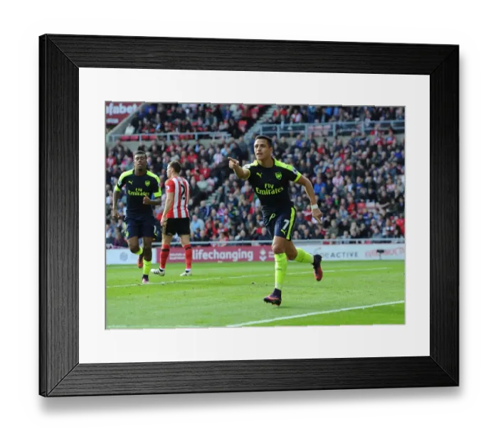 Framed Print : Alexis Sanchez's Thrilling Goal: Arsenal's Victory over Sunderland (2016-17) Framed Print : Alexis Sanchez's Thrilling Goal: Arsenal's Victory over Sunderland (2016-17)