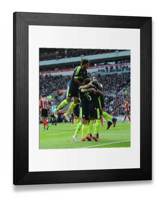 Framed Print : Sanchez, Oxlade-Chamberlain, Elneny: Arsenal's Goal Celebration vs Sunderland (2016-17) Framed Print : Sanchez, Oxlade-Chamberlain, Elneny: Arsenal's Goal Celebration vs Sunderland (2016-17)