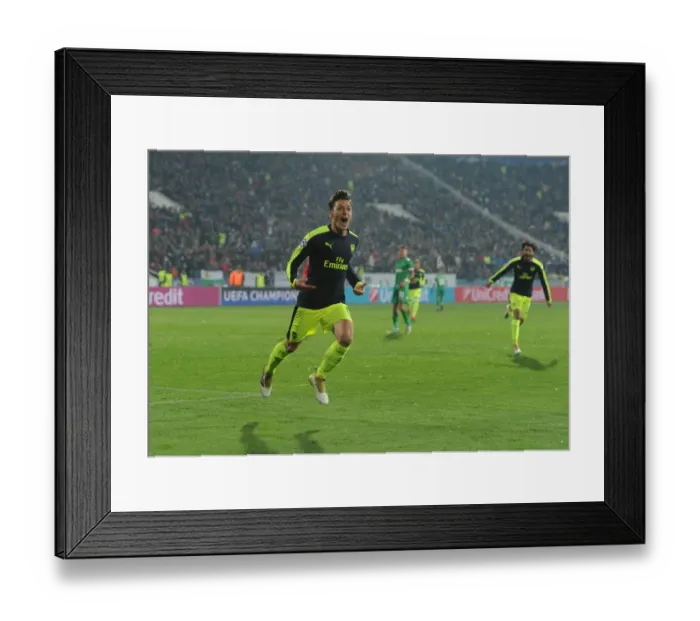 Framed Print : Mesut Ozil Scores His Third: Arsenal's Victory over Ludogorets Razgrad in UEFA Champions League (2016-17) Framed Print : Mesut Ozil Scores His Third: Arsenal's Victory over Ludogorets Razgrad in UEFA Champions League (2016-17)