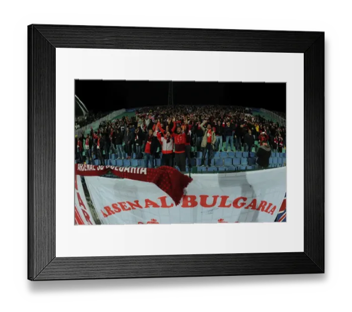 Framed Print : Arsenal Fans Gather Before PFC Ludogorets Razgrad vs Arsenal FC, UEFA Champions League, Sofia, Bulgaria (2016) Framed Print : Arsenal Fans Gather Before PFC Ludogorets Razgrad vs Arsenal FC, UEFA Champions League, Sofia, Bulgaria (2016)