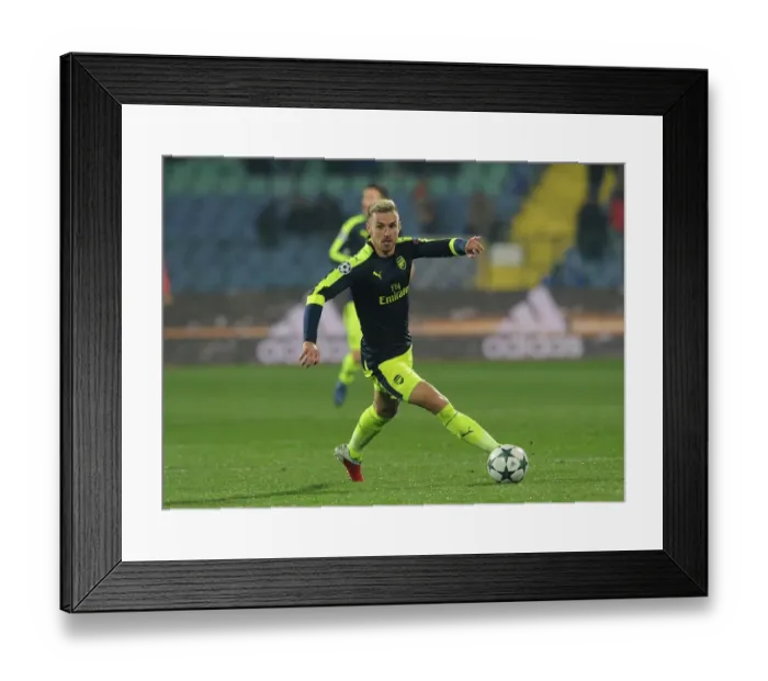 Framed Print : Aaron Ramsey in Action: Arsenal vs Ludogorets, UEFA Champions League 2016-17