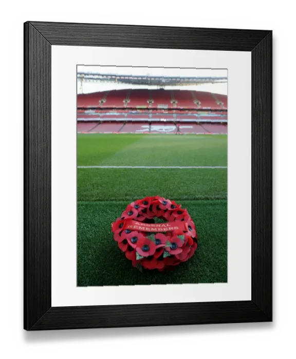 Framed Print : Remembrance Day Tribute: Arsenal vs. Tottenham Hotspur, Premier League 2016-17 Framed Print : Remembrance Day Tribute: Arsenal vs. Tottenham Hotspur, Premier League 2016-17