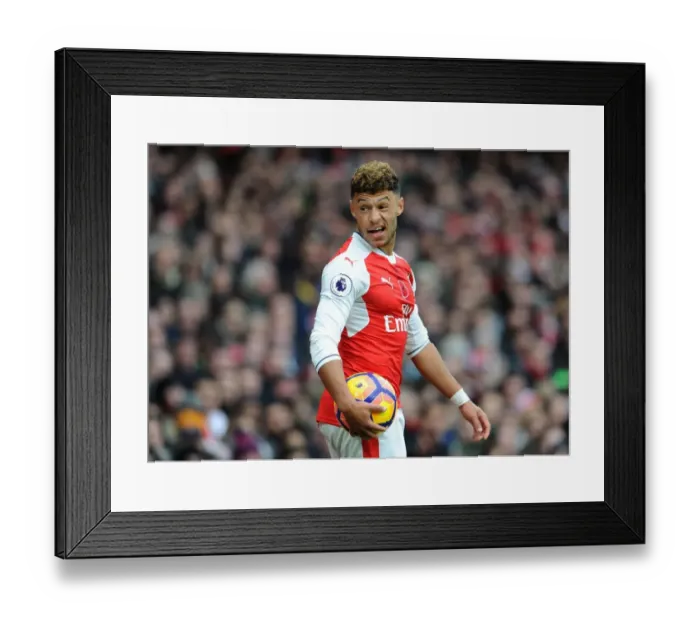Framed Print : Arsenal vs. Tottenham: Oxlade-Chamberlain Faces Off in the 2016-17 Premier League Clash Framed Print : Arsenal vs. Tottenham: Oxlade-Chamberlain Faces Off in the 2016-17 Premier League Clash