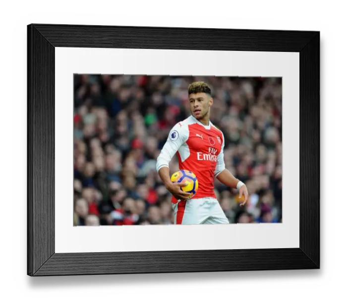 Framed Print : Oxlade-Chamberlain's Showdown: Arsenal vs. Tottenham, 2016-17 Premier League Clash Framed Print : Oxlade-Chamberlain's Showdown: Arsenal vs. Tottenham, 2016-17 Premier League Clash