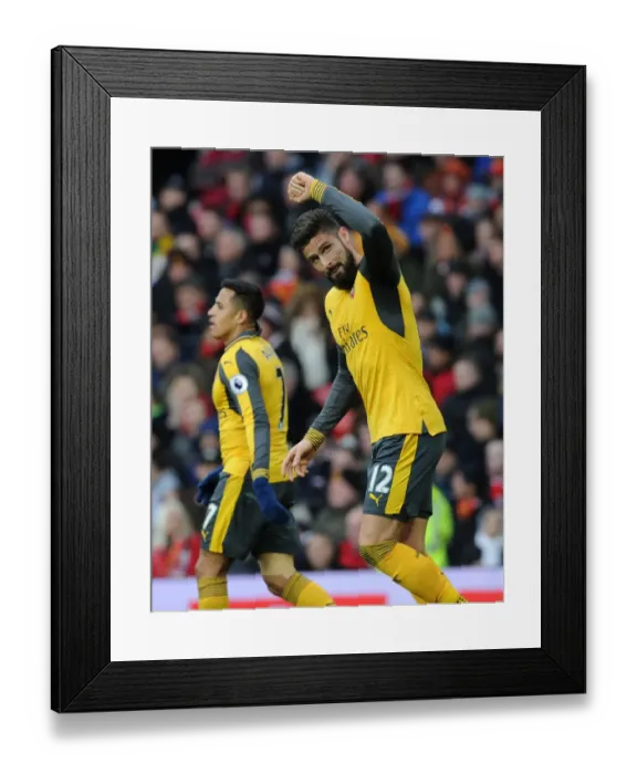 Framed Print : Giroud's Thriller: Arsenal's Dramatic Comeback Win Against Manchester United in the Premier League 2016-17