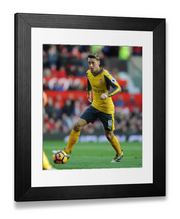 Framed Print : Mesut Ozil at Old Trafford: Arsenal vs. Manchester United, Premier League 2016-17 Framed Print : Mesut Ozil at Old Trafford: Arsenal vs. Manchester United, Premier League 2016-17