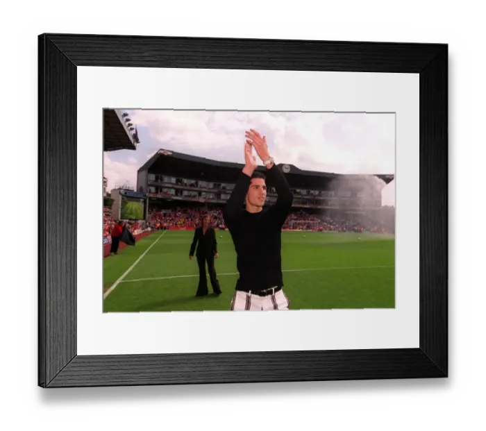 Framed Print : Arsenal v Leicester City. FA Premiership Framed Print : Arsenal v Leicester City. FA Premiership