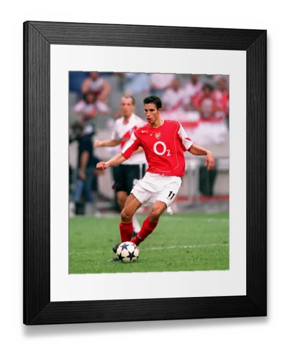 Framed Print : Arsenal vs River Plate: Clash at the Amsterdam Arena, 2004