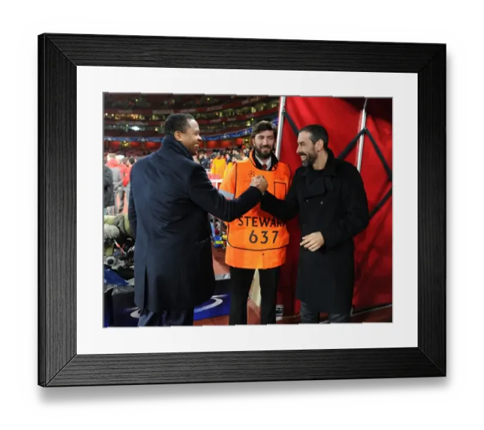 Framed Print : Arsenal Legends Reunited: Pires and Kluivert Before Arsenal vs Paris Saint-Germain, UEFA Champions League (2016-17)