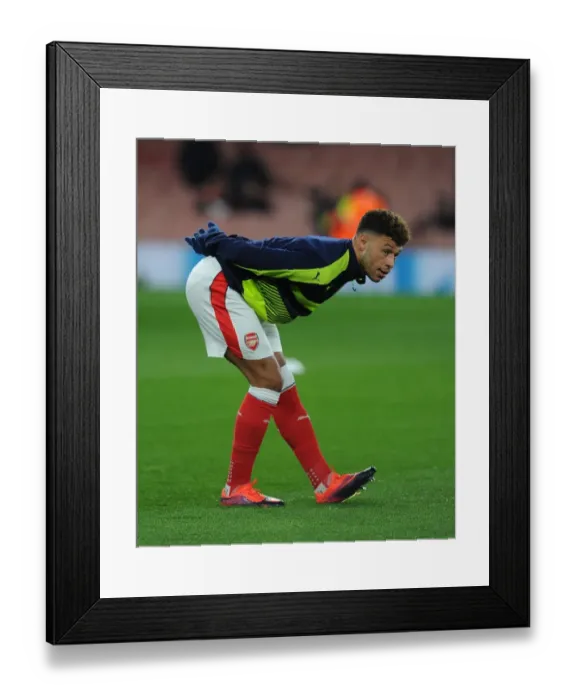 Framed Print : Arsenal's Alex Oxlade-Chamberlain Faces Paris Saint-Germain in Champions League Showdown at Emirates Stadium Framed Print : Arsenal's Alex Oxlade-Chamberlain Faces Paris Saint-Germain in Champions League Showdown at Emirates Stadium