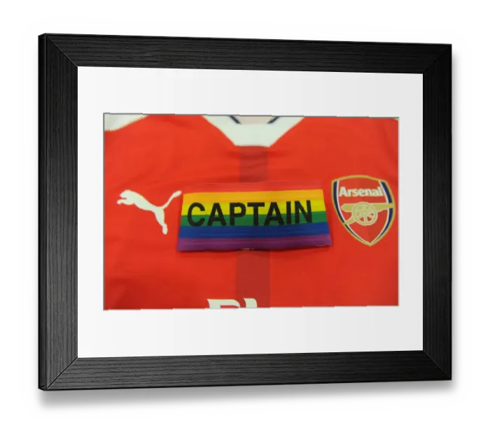Framed Print : Arsenal Captains Before Arsenal v AFC Bournemouth, Premier League 2016 / 17 Framed Print : Arsenal Captains Before Arsenal v AFC Bournemouth, Premier League 2016 / 17