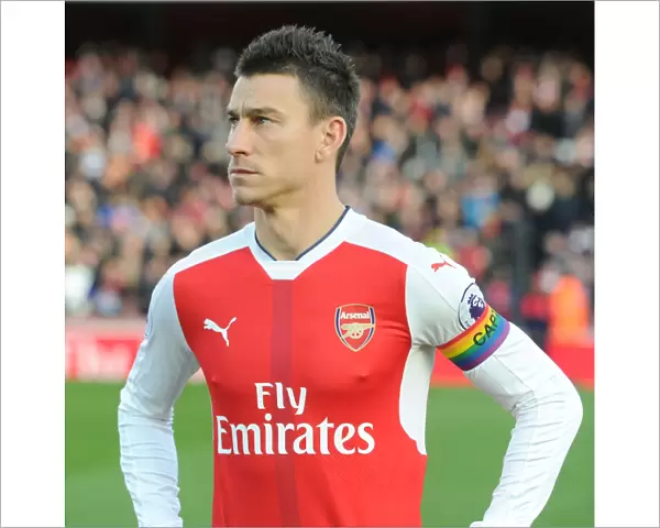 Arsenal's Laurent Koscielny: Deep in Thought Before Arsenal vs AFC Bournemouth, Premier League 2016 / 17