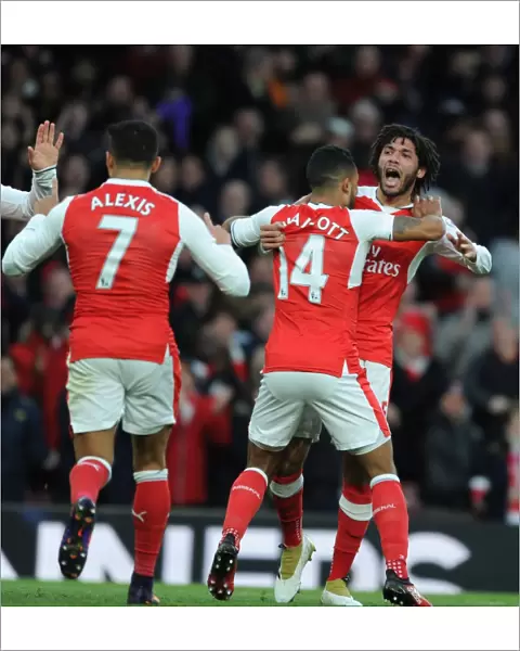 Arsenal's Theo Walcott and Mohamed Elneny Celebrate Goals Against AFC Bournemouth, 2016 / 17 Premier League
