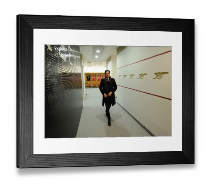 Framed Print : Arsenal: Hector Bellerin in the Home Changing Room before Arsenal vs AFC Bournemouth, Premier League 2016 / 17