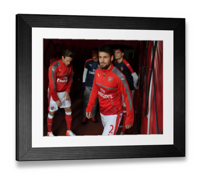 Framed Print : Mathieu Debuchy: Arsenal's Focus Before Arsenal v AFC Bournemouth (2016 / 17) Framed Print : Mathieu Debuchy: Arsenal's Focus Before Arsenal v AFC Bournemouth (2016 / 17)