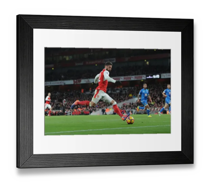 Framed Print : Olivier Giroud in Action: Arsenal vs AFC Bournemouth, Premier League 2016 / 17