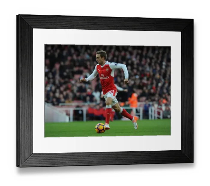 Framed Print : Nacho Monreal in Action: Arsenal vs AFC Bournemouth, Premier League 2016 / 17 Framed Print : Nacho Monreal in Action: Arsenal vs AFC Bournemouth, Premier League 2016 / 17