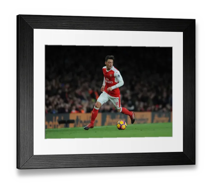 Framed Print : Mesut Ozil in Action: Arsenal vs AFC Bournemouth, Premier League 2016 / 17