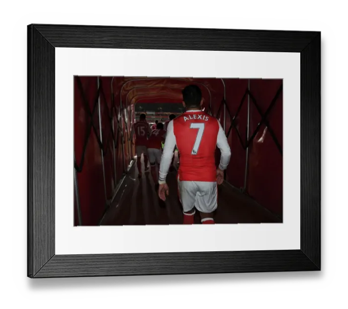 Framed Print : Alexis Sanchez: Arsenal Star's Half-Time Exit at Emirates Stadium vs AFC Bournemouth (2016 / 17) Framed Print : Alexis Sanchez: Arsenal Star's Half-Time Exit at Emirates Stadium vs AFC Bournemouth (2016 / 17)