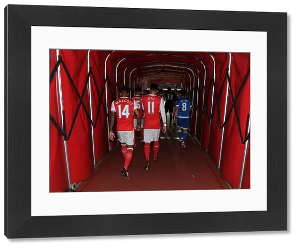 Theo Walcott and Mesut Ozil (Arsenal) in the players tunnel. Arsenal 3: 1 Bournemouth