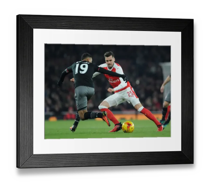 Framed Print : Arsenal vs Southampton: EFL Cup Quarter-Final Battle at Emirates Stadium Framed Print : Arsenal vs Southampton: EFL Cup Quarter-Final Battle at Emirates Stadium
