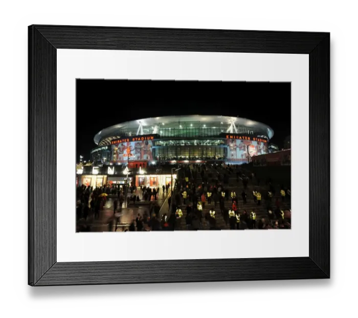 Framed Print : Arsenal vs Southampton: EFL Cup Quarter-Final at Emirates Stadium, London
