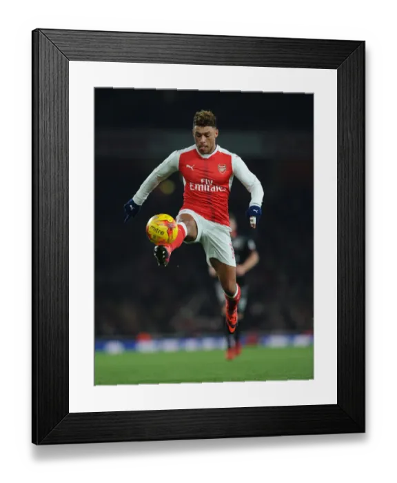 Framed Print : Alex Oxlade-Chamberlain in Action: Arsenal vs Southampton, EFL Cup Quarter-Final 2016-17