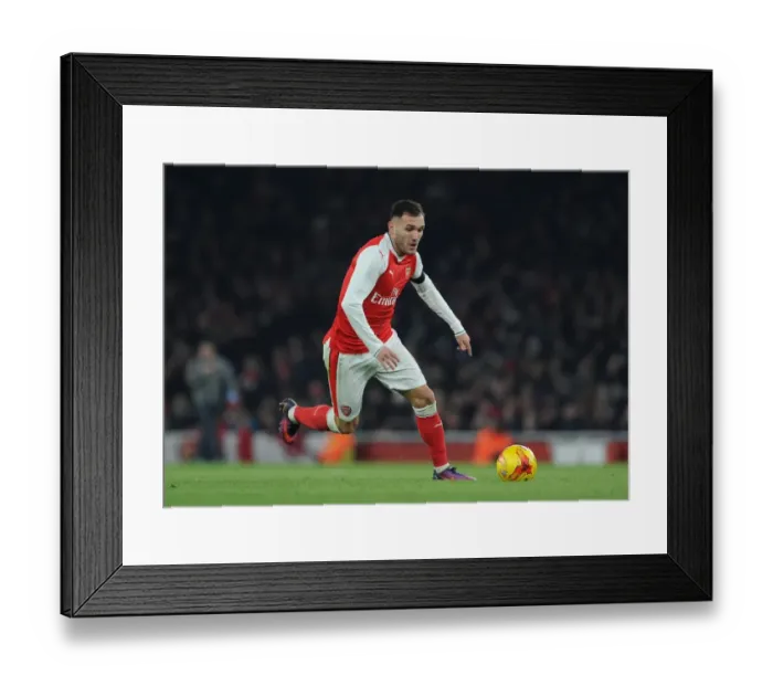 Framed Print : Lucas Perez in Action: Arsenal vs Southampton - EFL Cup Quarter-Final Framed Print : Lucas Perez in Action: Arsenal vs Southampton - EFL Cup Quarter-Final