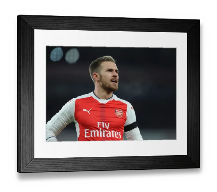 Framed Print : Aaron Ramsey in Action: Arsenal vs Southampton, EFL Cup Quarter-Final 2016-17